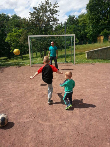 s_thiele_fussball_unter_uns_maennern_2015.jpg